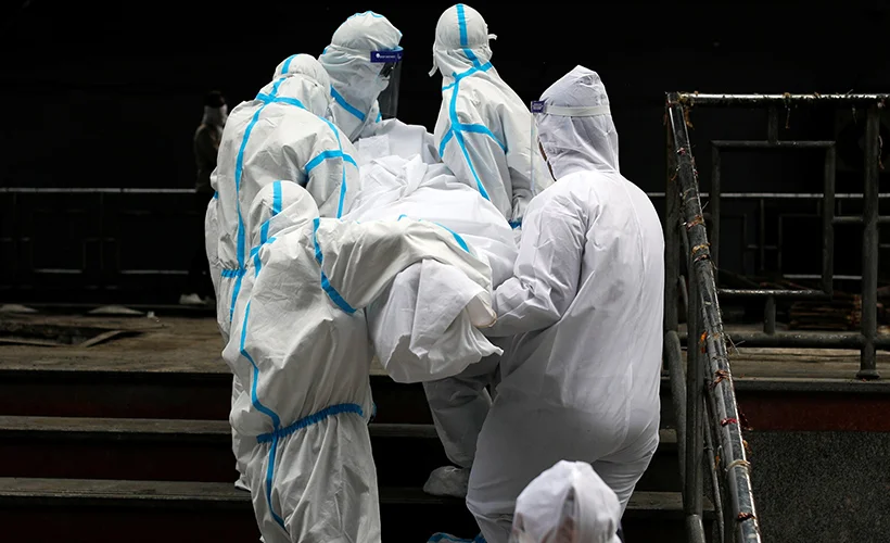 ABD'de koronavirüs ölümleri 206 bin 616'ya yükseldi