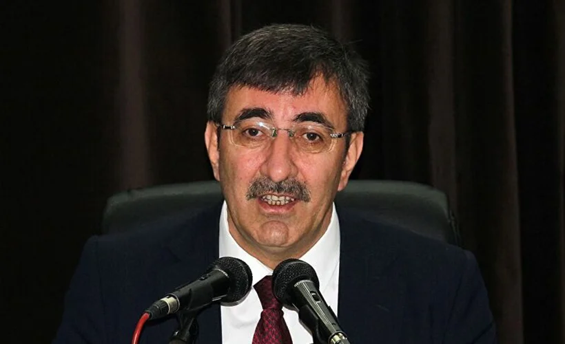AK Parti Genel Başkan Yardımcısı Yılmaz, koronavirüse yakalandı