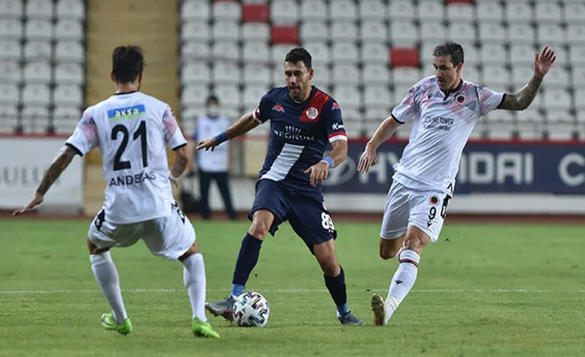 Antalyaspor 3 puanla başladı