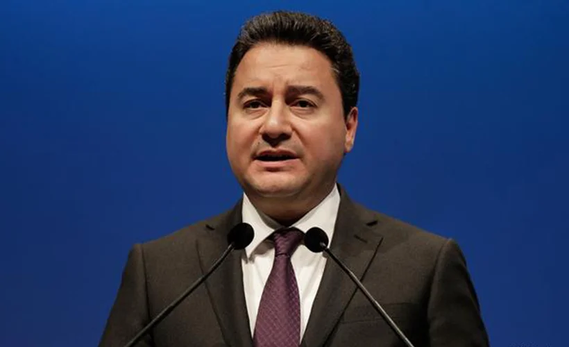 Babacan, Halk TV'nin kapatılmasını eleştirdi