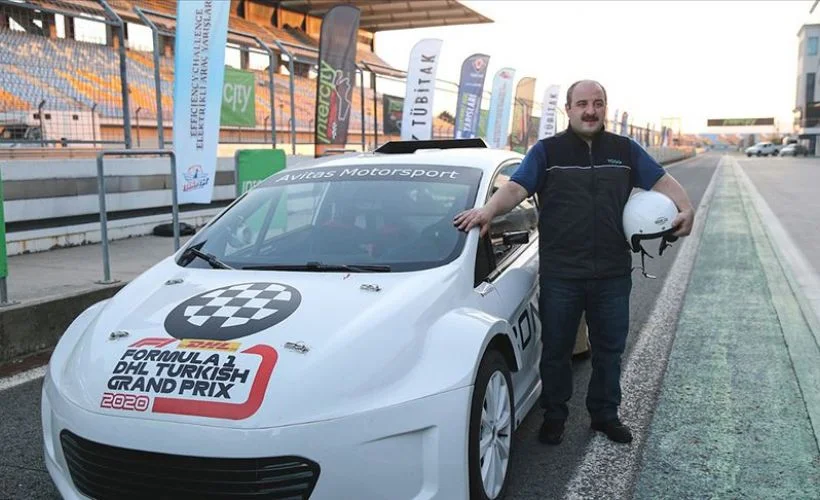 Bakan Varank, Formula 1 öncesi İstanbul Park'ı test etti