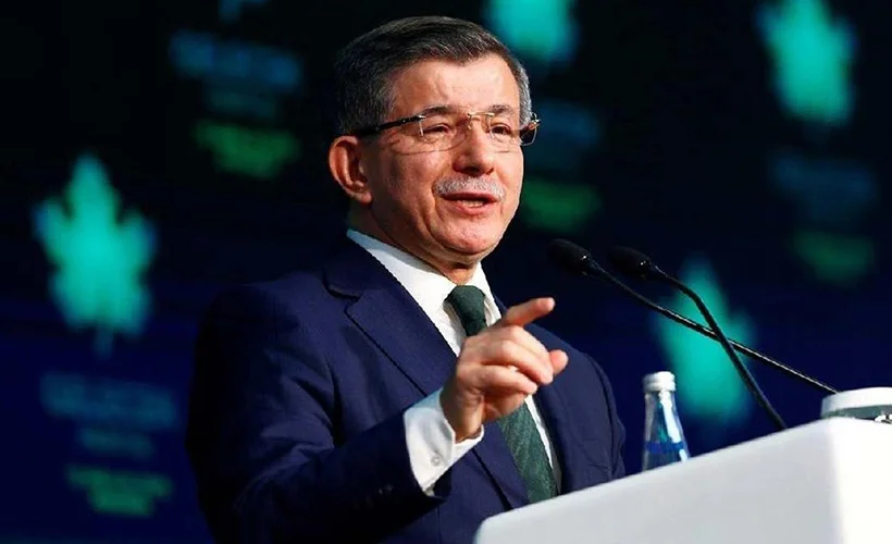 Davutoğlu, Bahçeli'nin eleştirdiği Türk Tabipleri Birliği'ne sahip çıktı