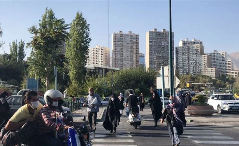İran'da Kovid-19'daki artış nedeniyle hastanelerde yer kalmadı