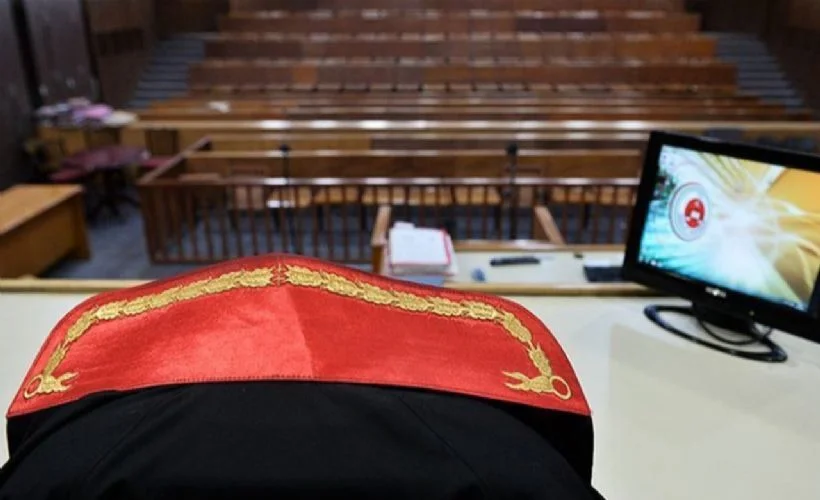 İslam'a ve peygambere hakarete hapis istemi