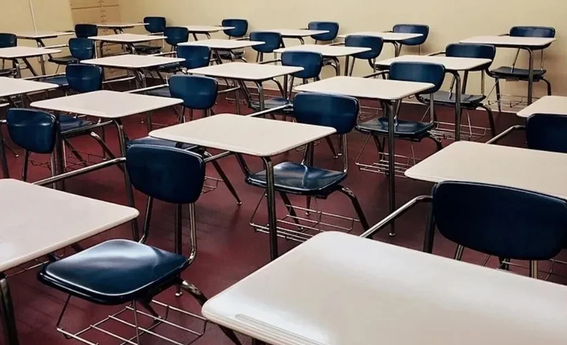 İspanya'da yüz yüze eğitim bilançosu: 2 bin 852 sınıf kapandı