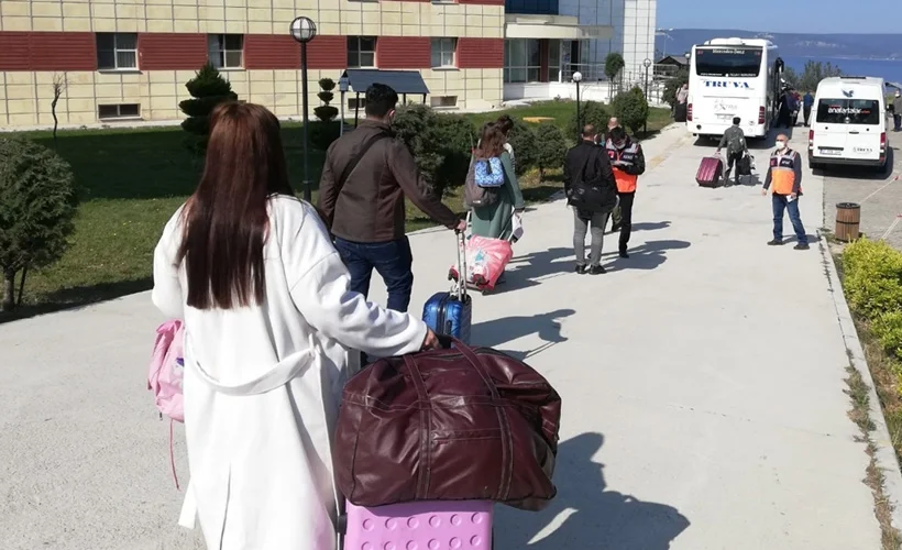 İzolasyondan kaçanlar için yurt kararı