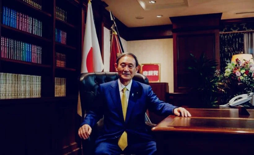 Japonya politika kulislerinde fısıltı 'Suga Japonya'nın lideri olarak öne çıkabilir mi?'