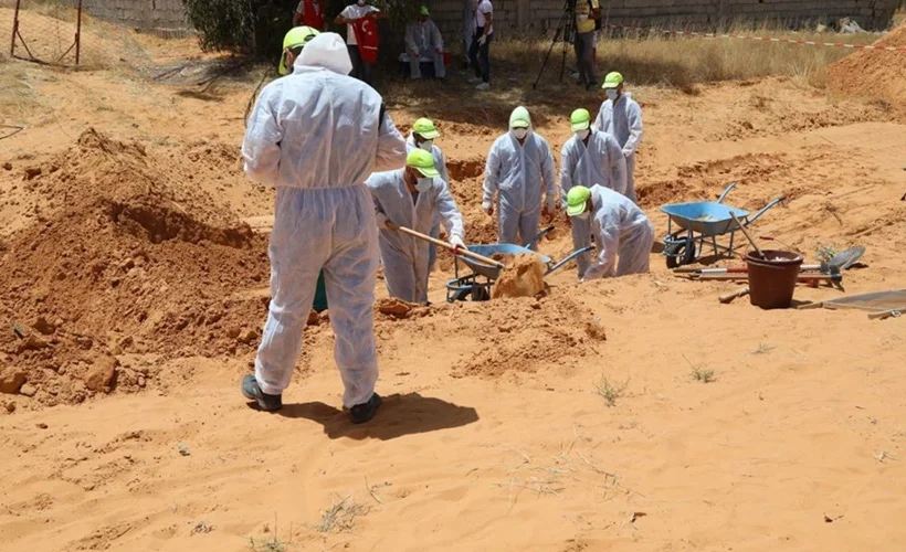Libya'da bir toplu mezar daha bulundu