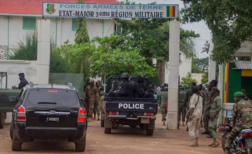 Mali'ye yaptırımlar, sivil bir başbakan belirlenmesiyle kaldırılacak