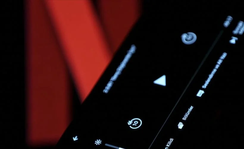 'Minnoşlar' filmi nedeniyle Netflix abonelik iptallerinde patlama yaşandı