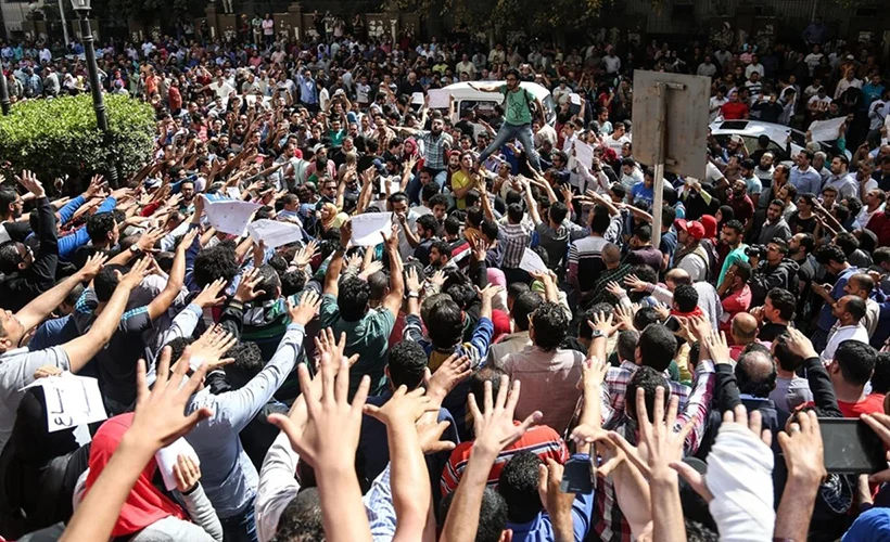Mısır'da Sisi yönetimine karşı protestolar sürüyor