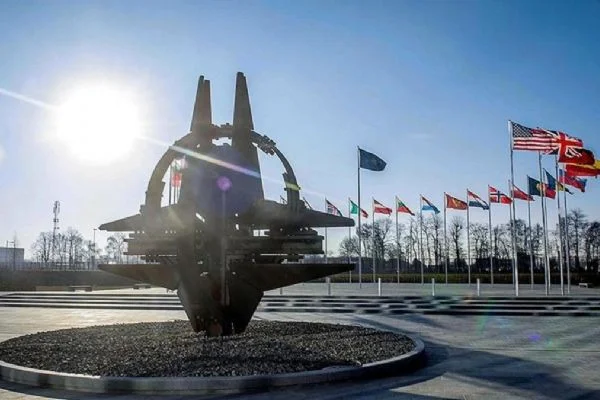 NATO ile Yunanistan arasında ''Doğu Akdeniz'' görüşmesi