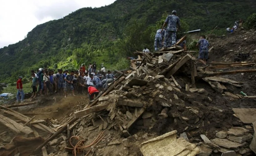 Nepal'de muson yağışları sebebiyle toprak kayması: 10 ölü