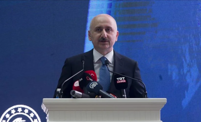 Öğrencilerimize ücretsiz internet paketlerini vermeye devam edeceğiz