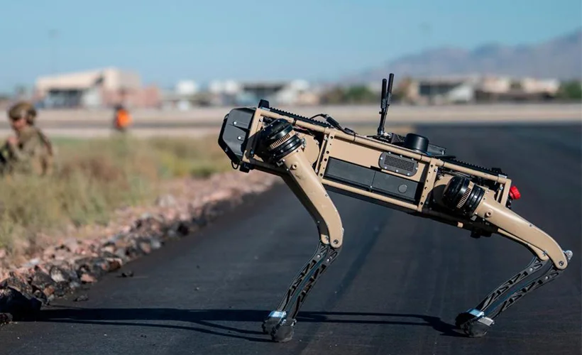 Robot köpekler, tatbikata katıldı