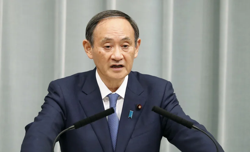 Suga Yoşihide Japonya'nın yeni başbakanı seçildi