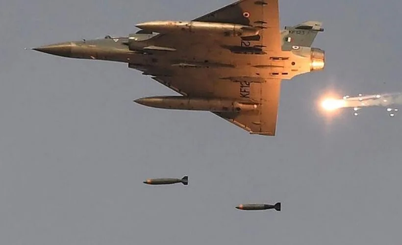 Taliban'a hava saldırısı