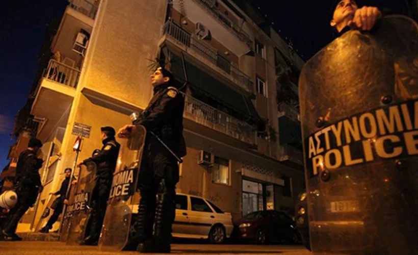Terör örgütü DHKP-C Atina'da polis ile çatıştı