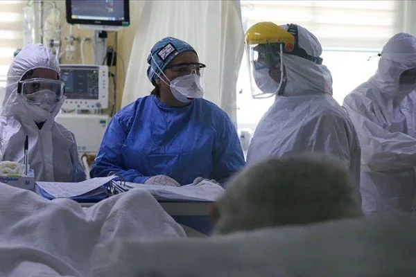 Türkiye'de son 24 saatte 1578 kişiye Kovid-19 tanısı konuldu