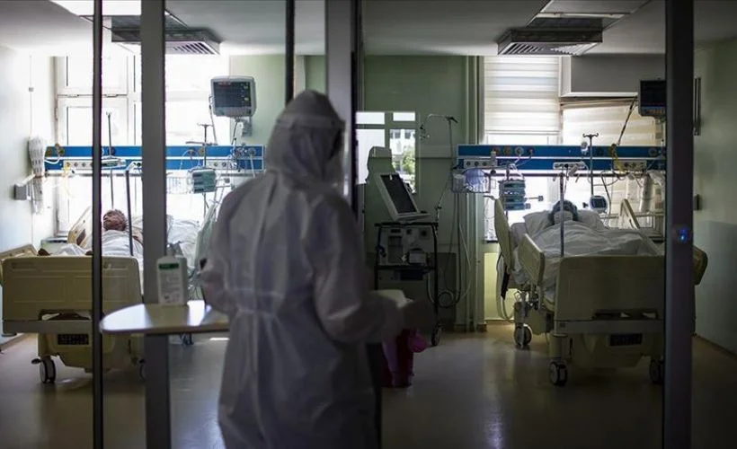 Türkiye'de son 24 saatte 1761 kişiye Kovid-19 tanısı konuldu