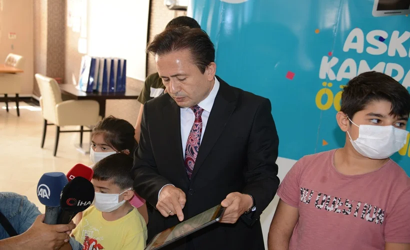 Tuzla'da 'Askıda tablet' uygulaması
