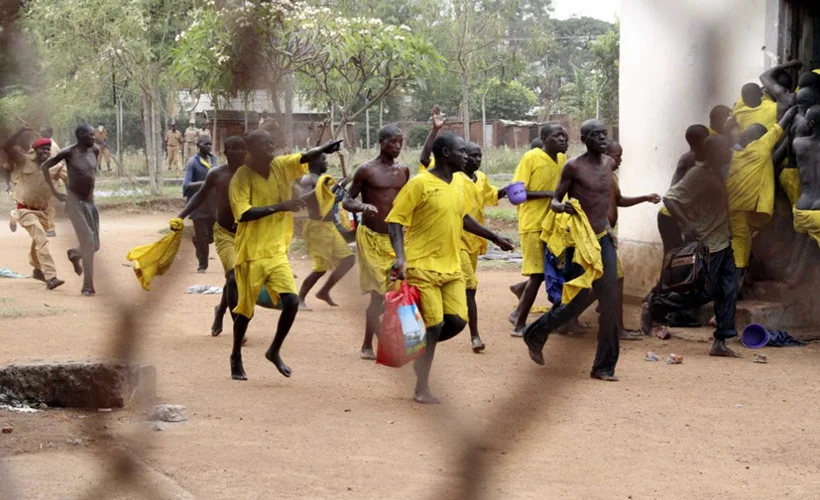 Uganda'da 219 mahkum firar etti