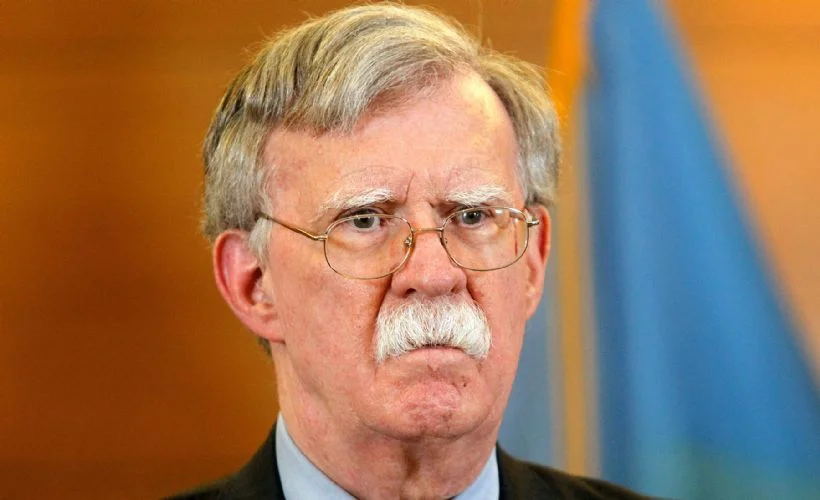 Yüksek mahkemeden Bolton'a uyarı