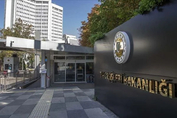 'Yunanistan'ın NATO'nun inisiyatifine desteğini bekliyoruz'