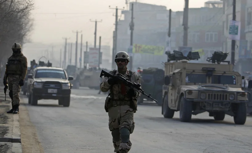Afganistan'da 2 ayrı bombalı saldırı: 6 ölü