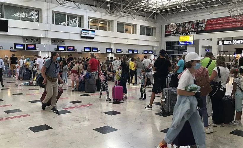 Antalya charter uçuşta Mayorka ve Girit'i geride bıraktı