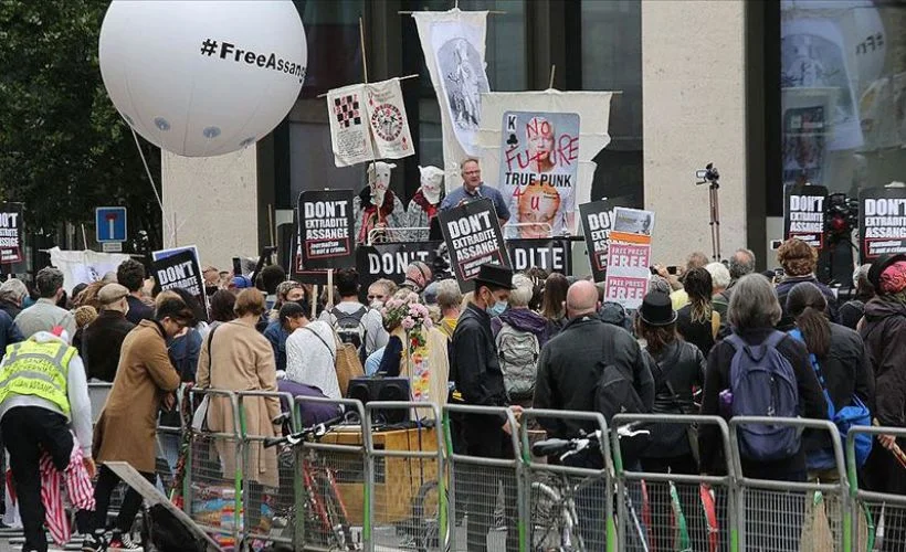 Assange'ın ABD'ye iade davasında karar 4 Ocak'ta verilecek