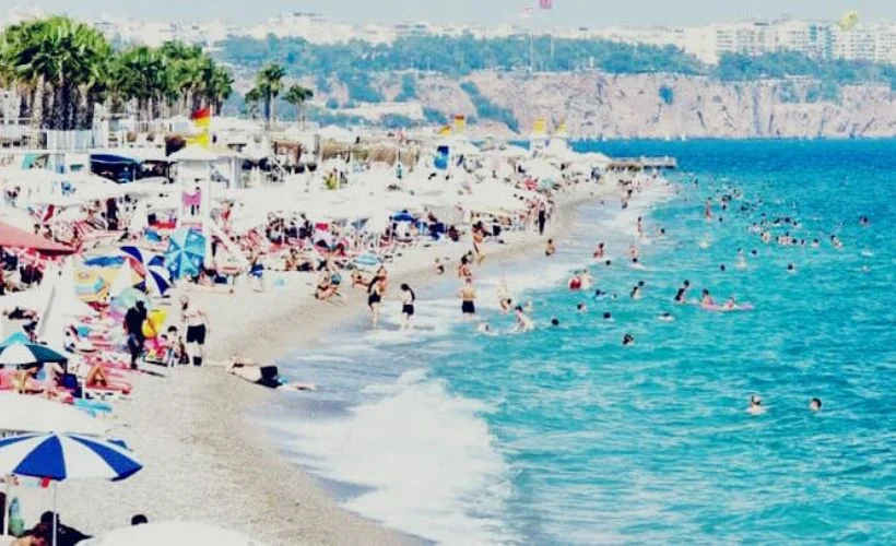 Bacasız sanayi ili Antalya Covid 19 virüsünü teğet geçti