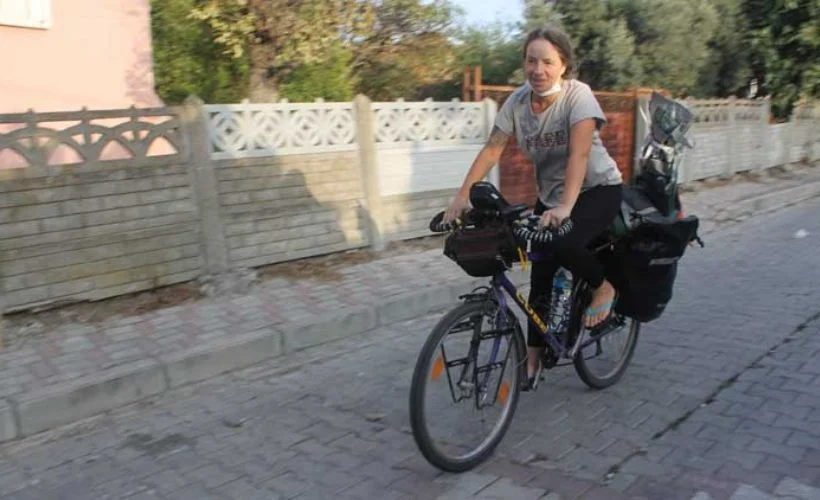 Bisikletiyle Polonya'dan tura çıkan kadının son durağı Türkiye oldu