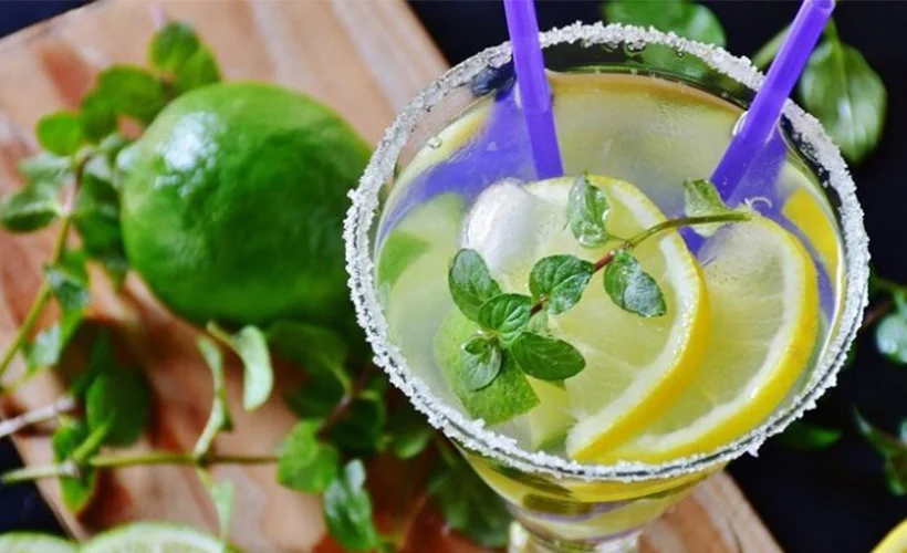 Çok fazla limon suyu içmenin 5 tehlikeli zararı