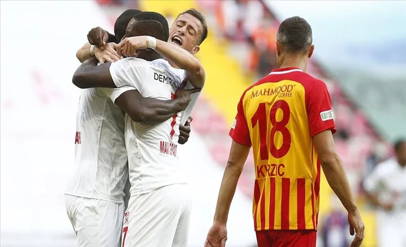 Demir Grup Sivasspor deplasmanda kazandı