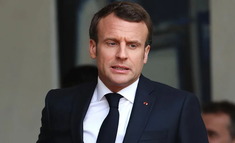 Entelektüellerden, Macron'a eleştiri