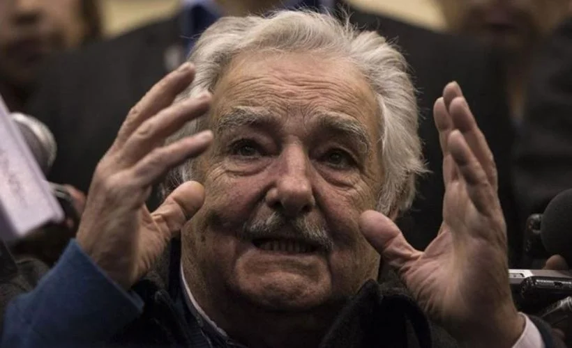 Eski Uruguay Devlet Başkanı siyaseti bıraktı