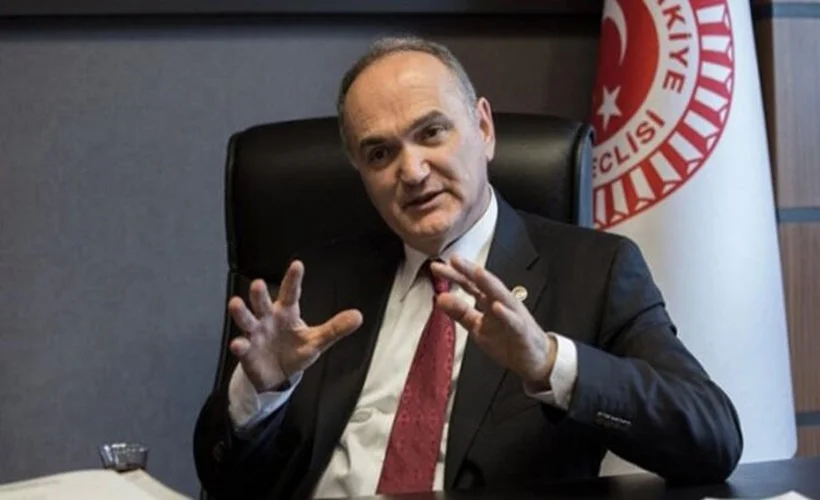 Faruk Özlü kimdir?