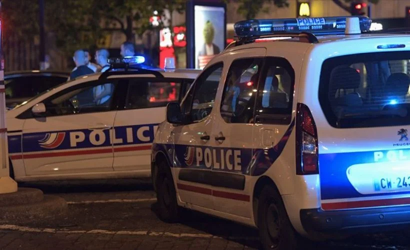 Fransa'da polisi tehdit eden kişi vuruldu