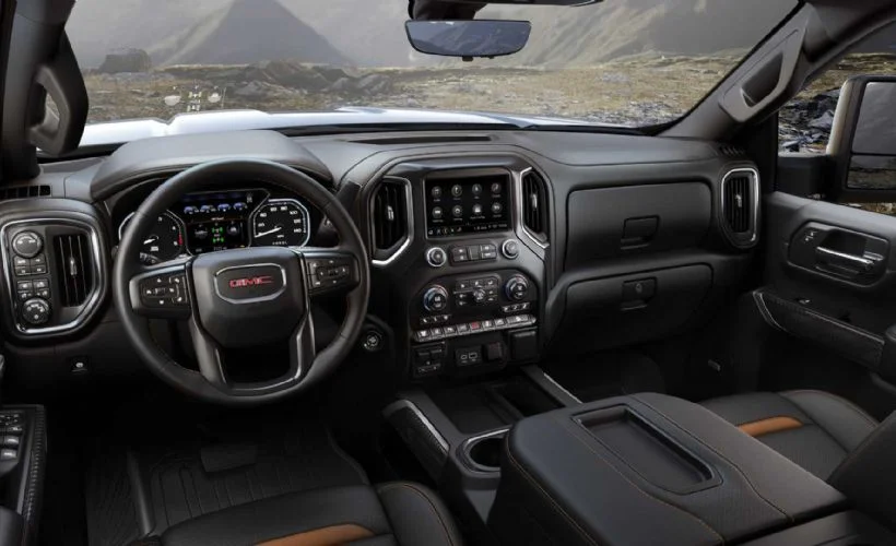 GMC Cadillac'tan Daha Çok Lüks Araç Sattı