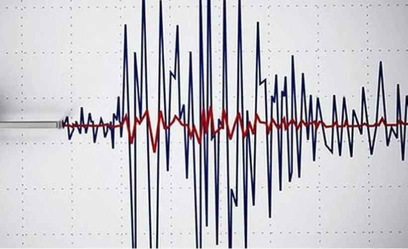 İzmir'de 5 büyüklüğünde yeni deprem