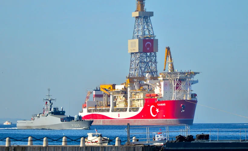 Kanuni sondaj gemisi, Marmara Denizi'ne doğru yol alıyor