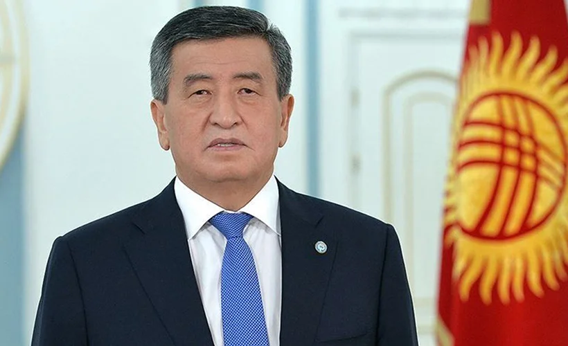 Kırgızistan parlamentosu, Ceenbekov'un istifasını kabul etti