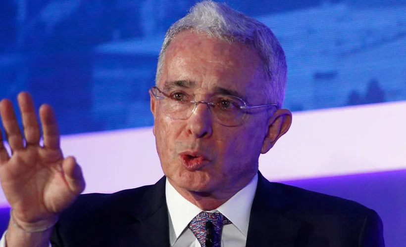 Kolombiya eski devlet başkanı Uribe serbest bırakıldı