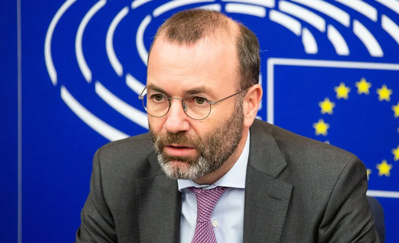 Manfred Weber: Erdoğan bizimle oyun oynuyor