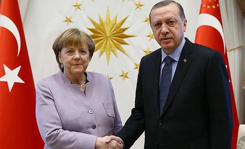 Merkel'in tercihi neden Türkiye'den yana?