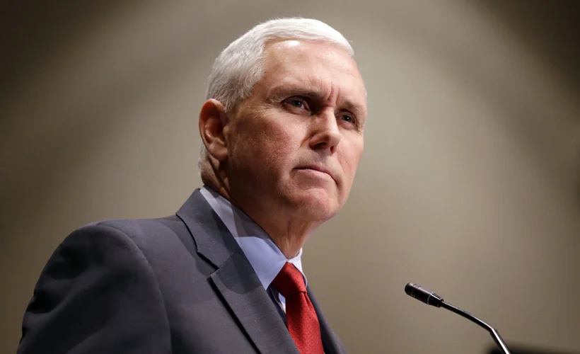 Mike Pence'in özel kalemi ve danışmanı koronavirüse yakalandı