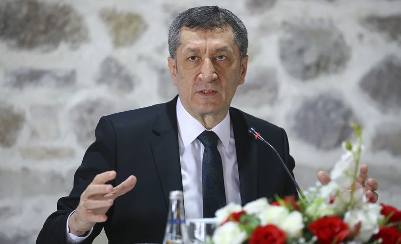 Okullar tümüyle açılacak mı? Bakan Selçuk yanıtladı