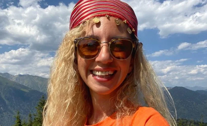 Özlem Akçin kimdir?