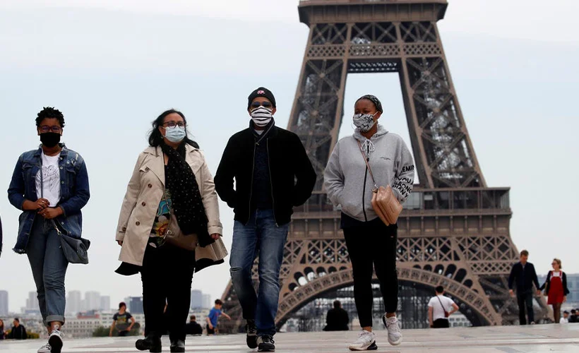 Paris'te yüksek alarm seviyesine geçildi